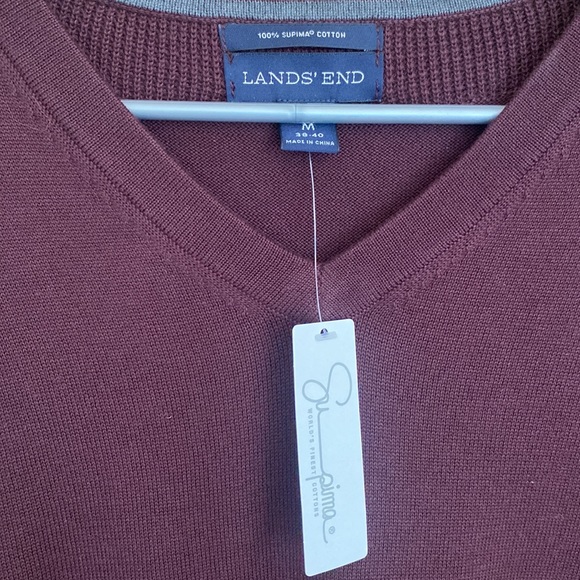 Land’s End Mens Long Sleeve V-neck sweater - Picture 2 of 4